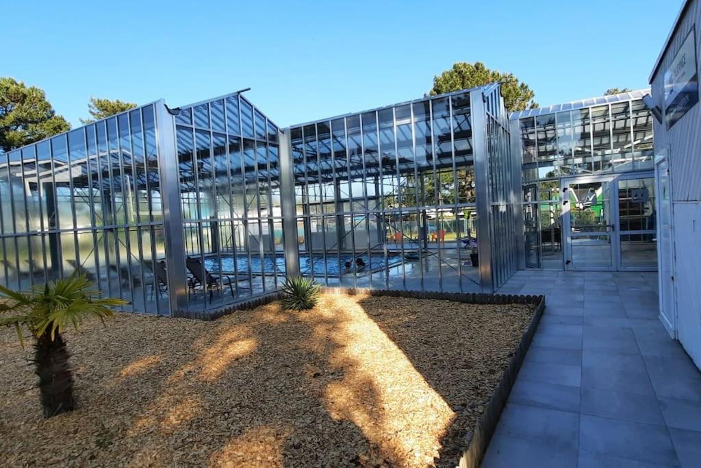 Chez Ced Et Laeti, Appartement Prive Avec Jardin Et Terrasse Dans Residence L'Estuaire Muni D'Une Piscine Couverte Et Aire De Jeu, Linge De Lit Et De Salle D'Eau Ainsi Que Tele, Compris Dans Le Tarif Profitez A Fond De Notre Belle Region Льо Вердон-сюр-Мер Екстериор снимка