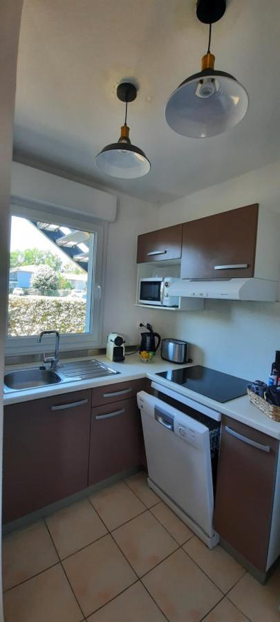 Chez Ced Et Laeti, Appartement Prive Avec Jardin Et Terrasse Dans Residence L'Estuaire Muni D'Une Piscine Couverte Et Aire De Jeu, Linge De Lit Et De Salle D'Eau Ainsi Que Tele, Compris Dans Le Tarif Profitez A Fond De Notre Belle Region Льо Вердон-сюр-Мер Екстериор снимка
