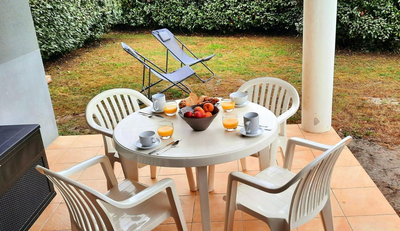 Chez Ced Et Laeti, Appartement Prive Avec Jardin Et Terrasse Dans Residence L'Estuaire Muni D'Une Piscine Couverte Et Aire De Jeu, Linge De Lit Et De Salle D'Eau Ainsi Que Tele, Compris Dans Le Tarif Profitez A Fond De Notre Belle Region Льо Вердон-сюр-Мер Екстериор снимка